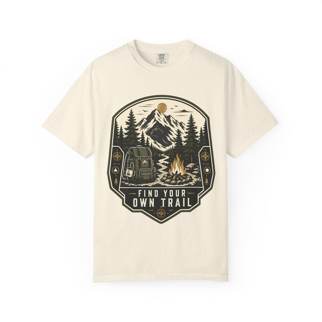 Find your own trail - Comfort Colors T-Shirt