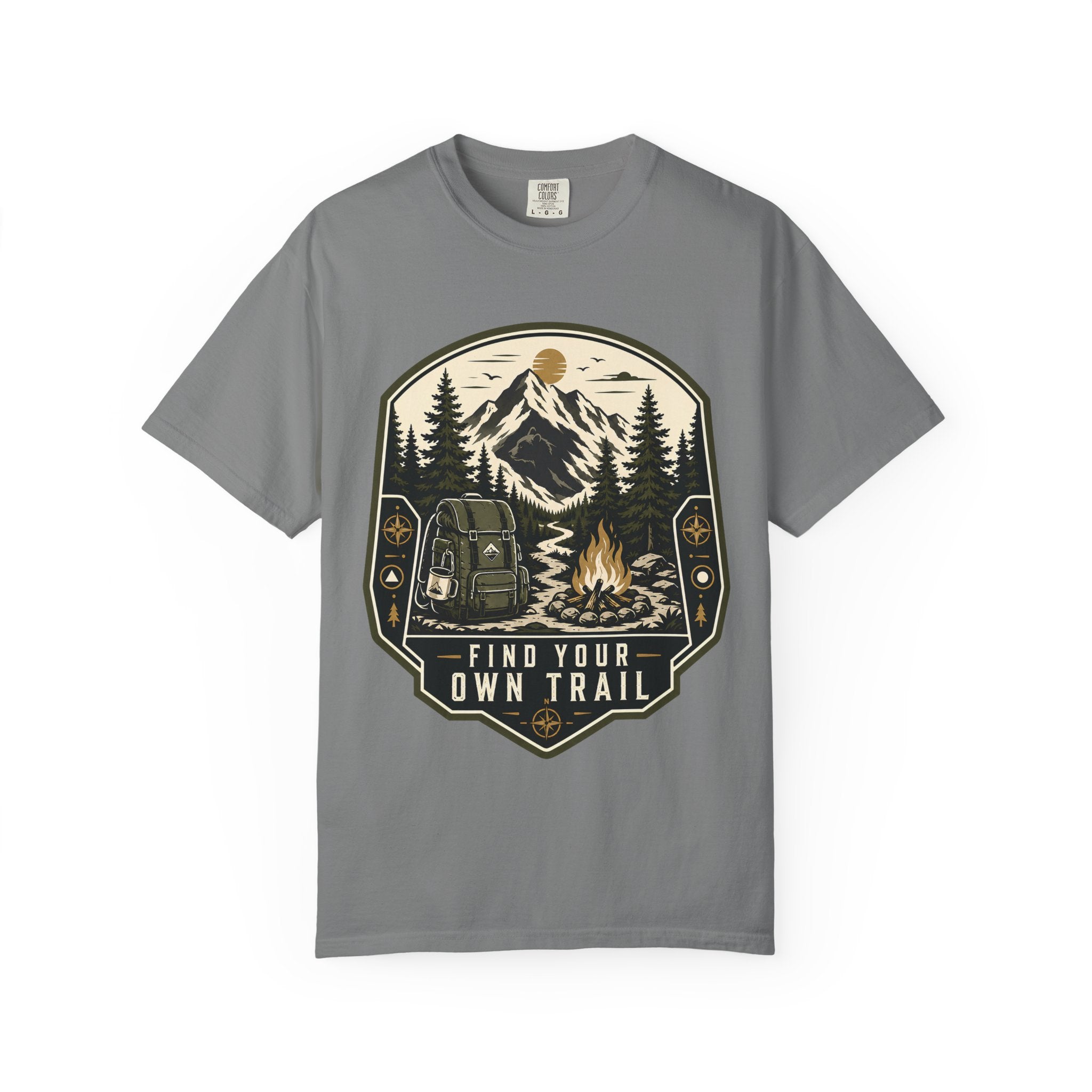Find your own trail - Comfort Colors T-Shirt